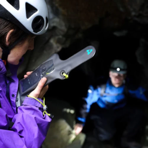 Aquapac Waterproof 228 VHF Classic Small Radio Case 5 Aquapac Waterproof 228 VHF Classic Small Radio Case - Image 5