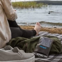 Aquapac Waterproof 348 Classic Small Phone Case -Water Sports Equipment aquapac 348 classic small phone case 4 500x500 1