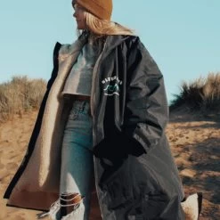 Bleubird - The Nordic Robe - Maroon 15 Bleubird - The Nordic Robe - Maroon -Water Sports Equipment bleubird nordic robe 3 500x500 1